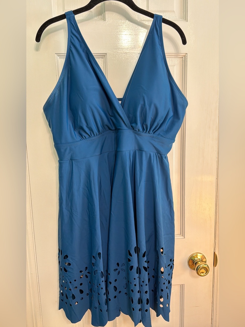 BloomChic Teal-Blue Sleeveless V-Neck Midi Dress with Laser-Cut Hem
